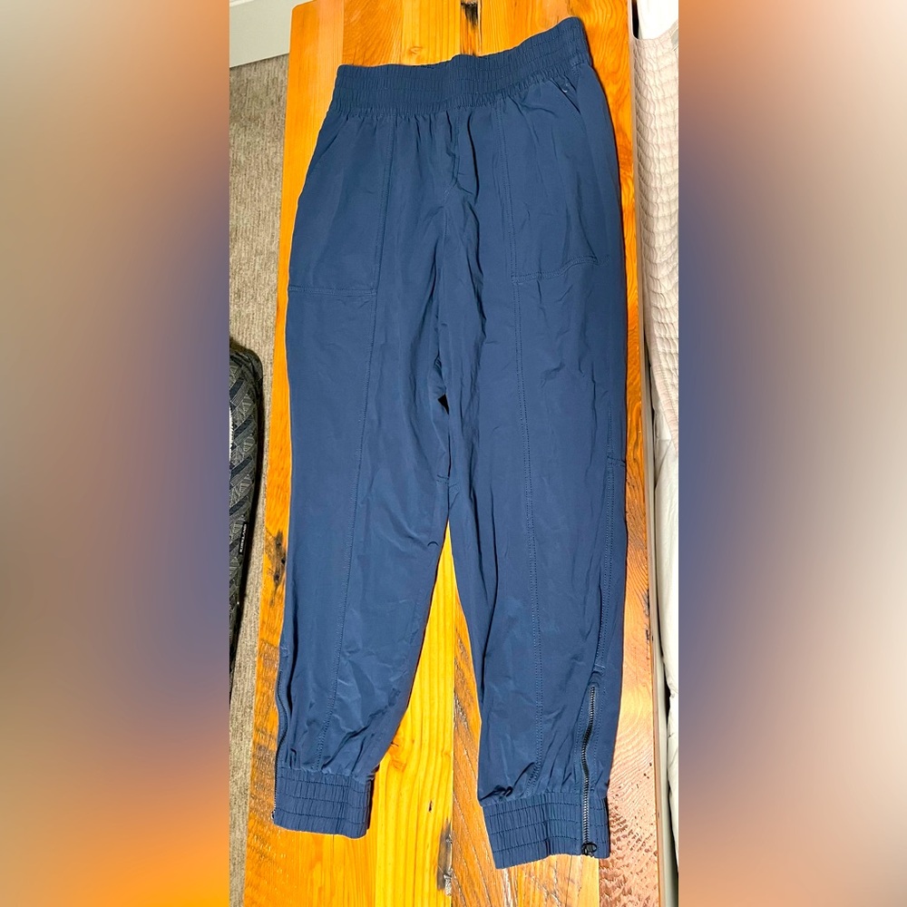 CALIA by Carrie Underwood, Women’s Woven, Workwear, Travel, Jogger, Navy Blue